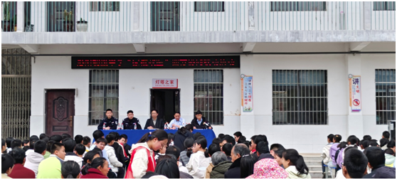 �����������I�̭h������ꖳ����ЌW�_չ����У���t���ķ��ӻ��